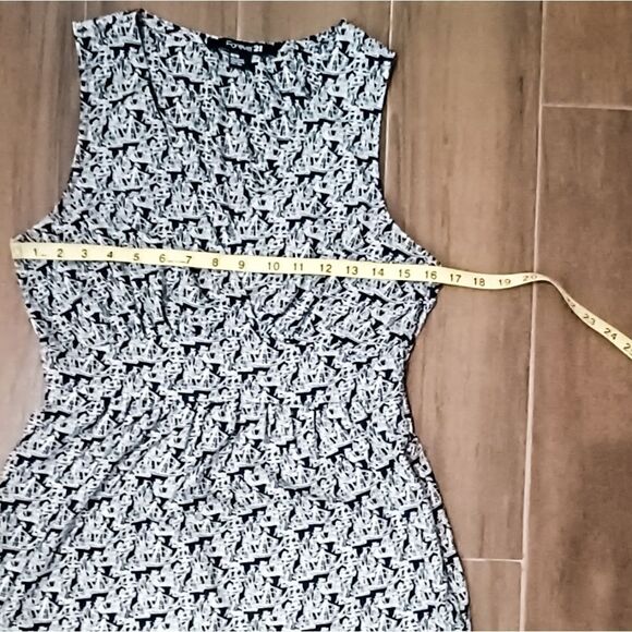 Forever 21 boat print dress Size M - Picture 7 of 8